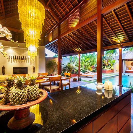 Bumbak Park Villas Canggu Exteriör bild
