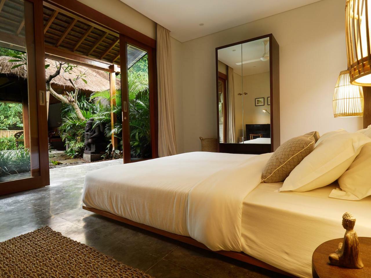 Bumbak Park Villas Canggu Exteriör bild